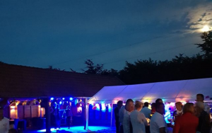 Laat Jouw Evenement Stralen: Onmisbare Tips voor Partytentverhuur Twente