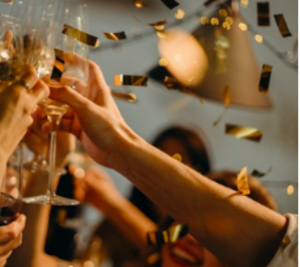 Zomer in Aantocht: Bereid je Voor op Feesten en Plezier met Partytentverhuur Twente!